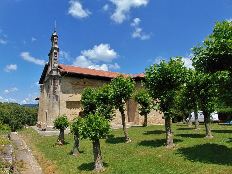 Dorletako Andra Maria Santutegia