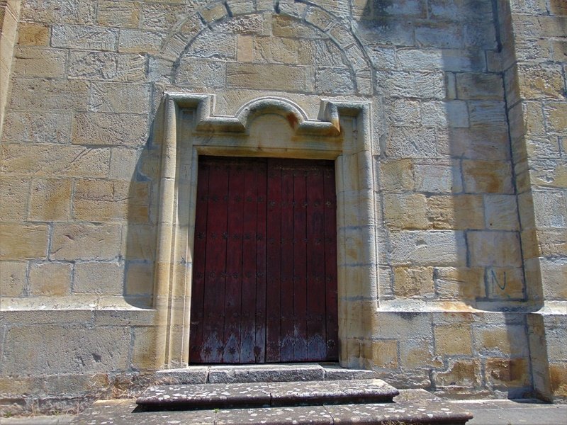 Dorletako Andra Maria Santutegia