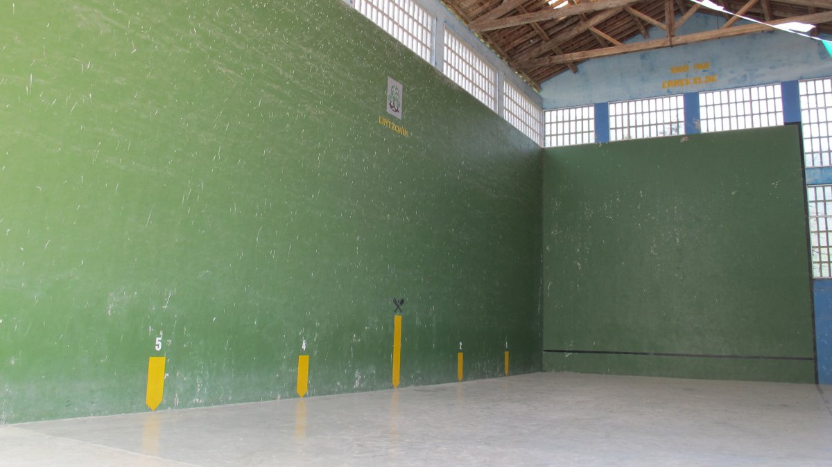 Errekalde pilotalekua, Lintzoain-Erroibar