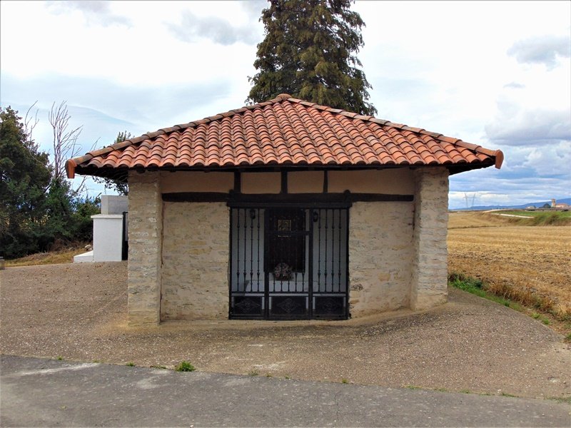 San Lorenzo Ermita Arbuluko Hilerrian