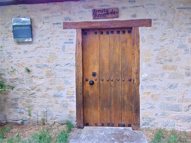 Aniako San Martin Ermita Anian