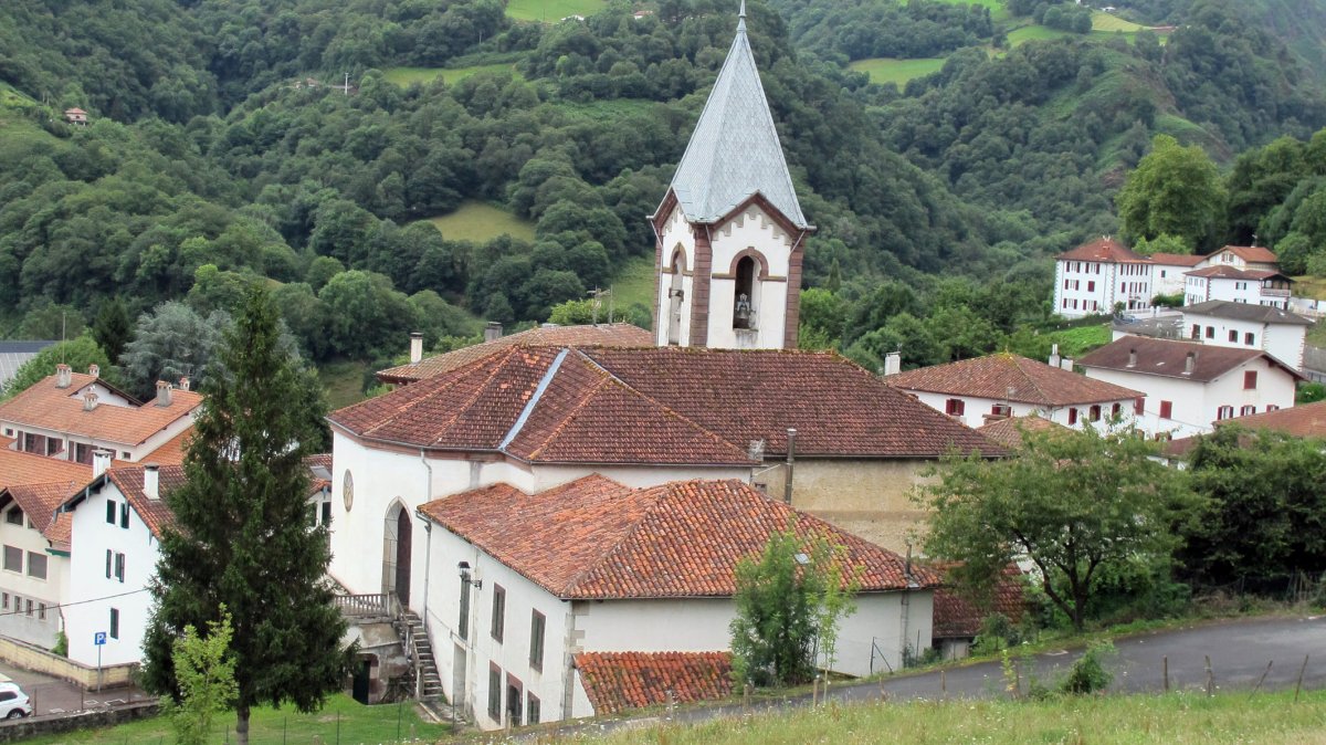 Santiago eliza, Luzaide