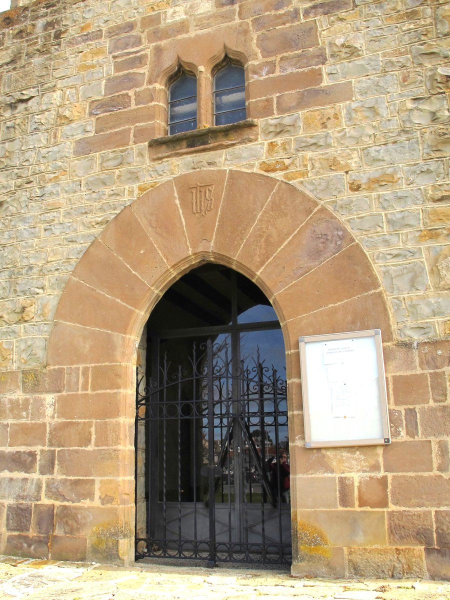 San Esteban eliza, Esa