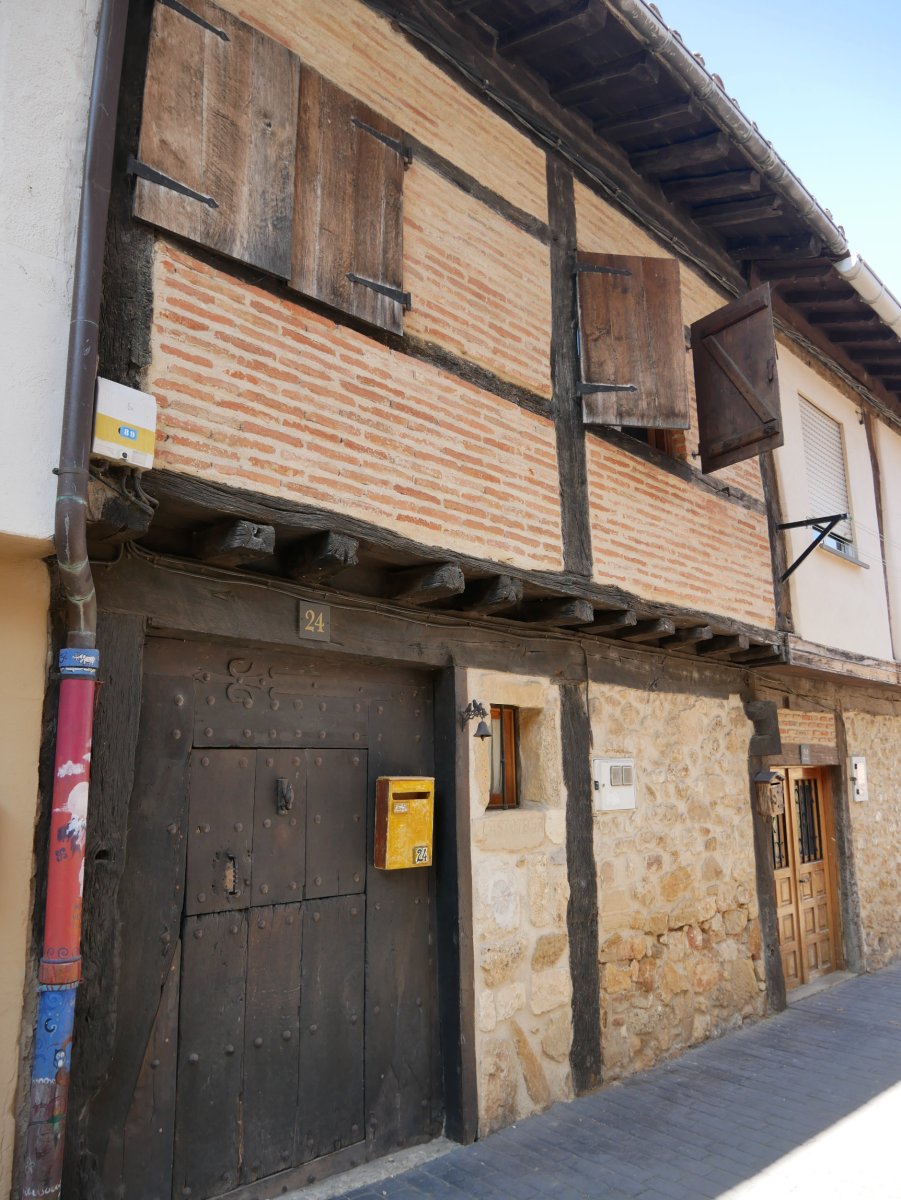 Beheko kaleko etxea, Bernedo