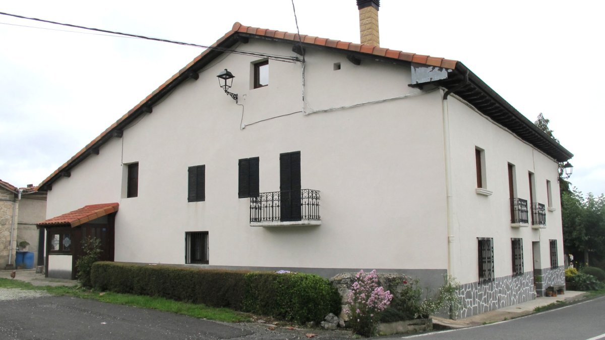 Periko etxea, Opakua-Agurain