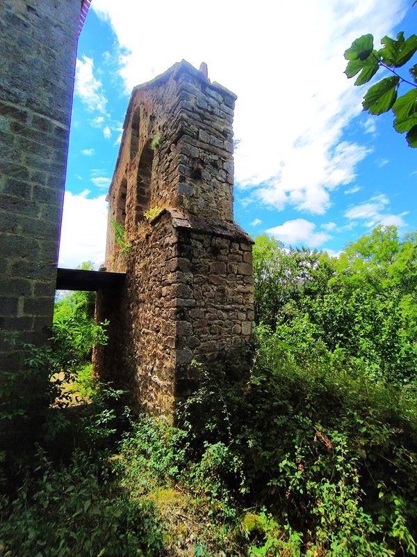 Santiago Eliza La Hozen