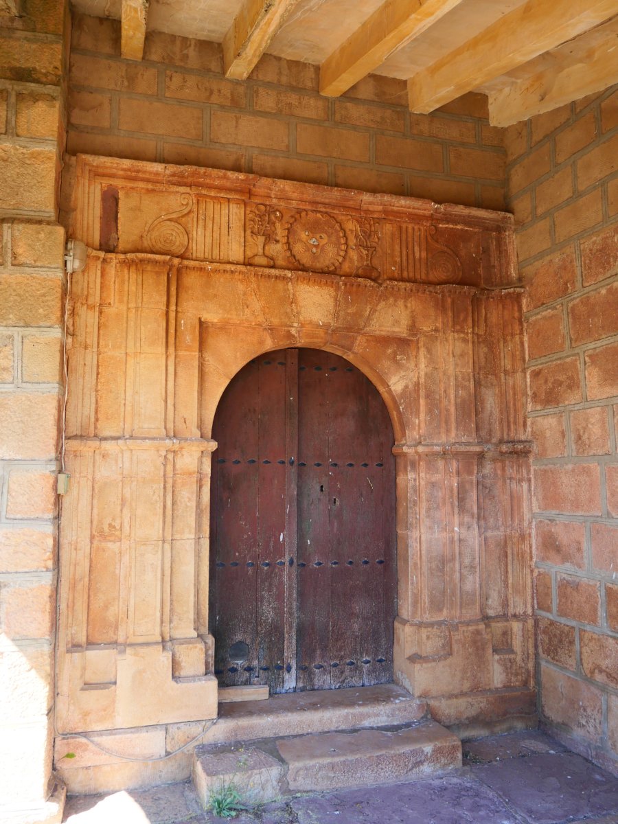 San Andres eliza, Hiriberri Artzibar