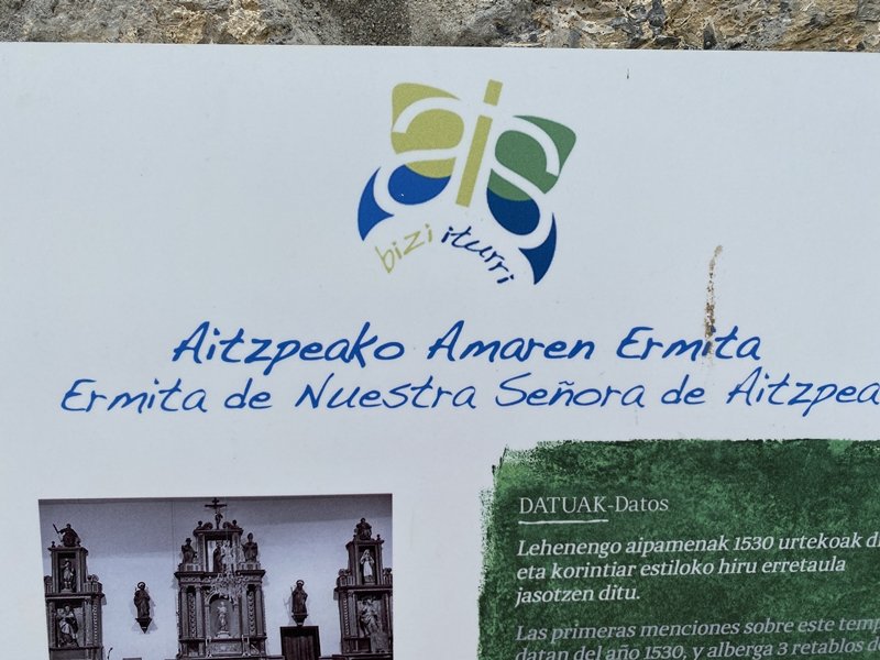 Aitzpeako Amaren Ermita. Aia
