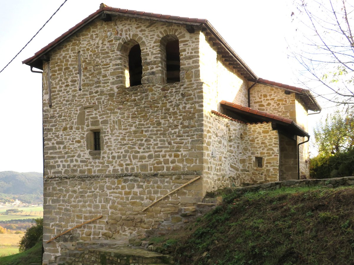 San Andres eliza, Castillo Sopeña-Erriberagoitia