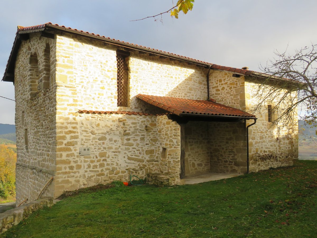 San Andres eliza, Castillo Sopeña-Erriberagoitia