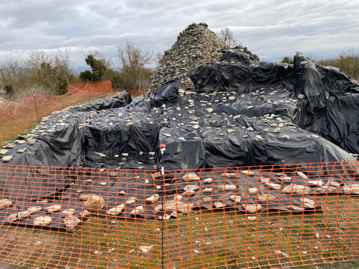 Harresia eta Priore Etxea. Iruña Oka (Iruña Veleia)