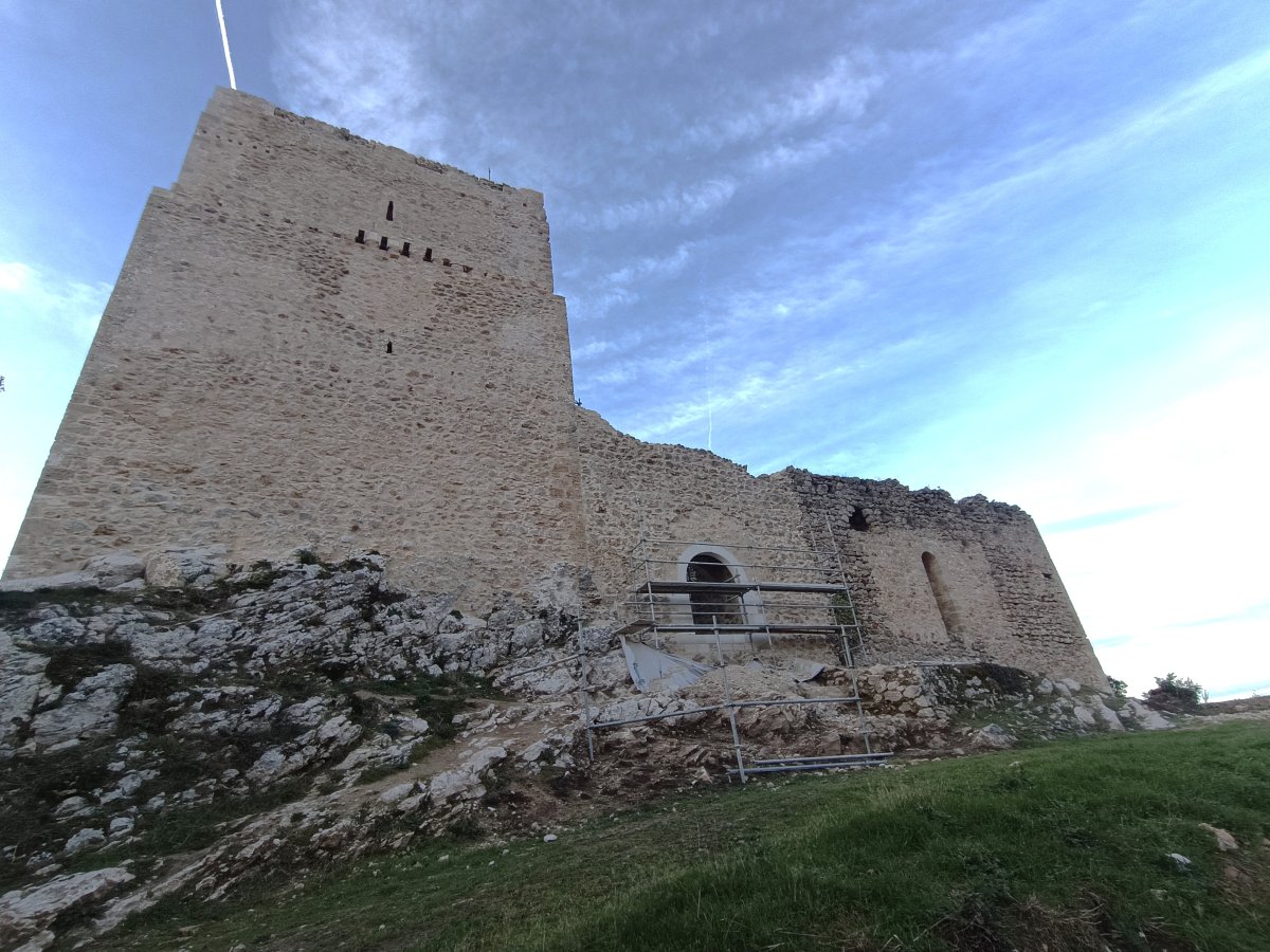 Ocio Gaztelua. Zanbrana (Ozio)