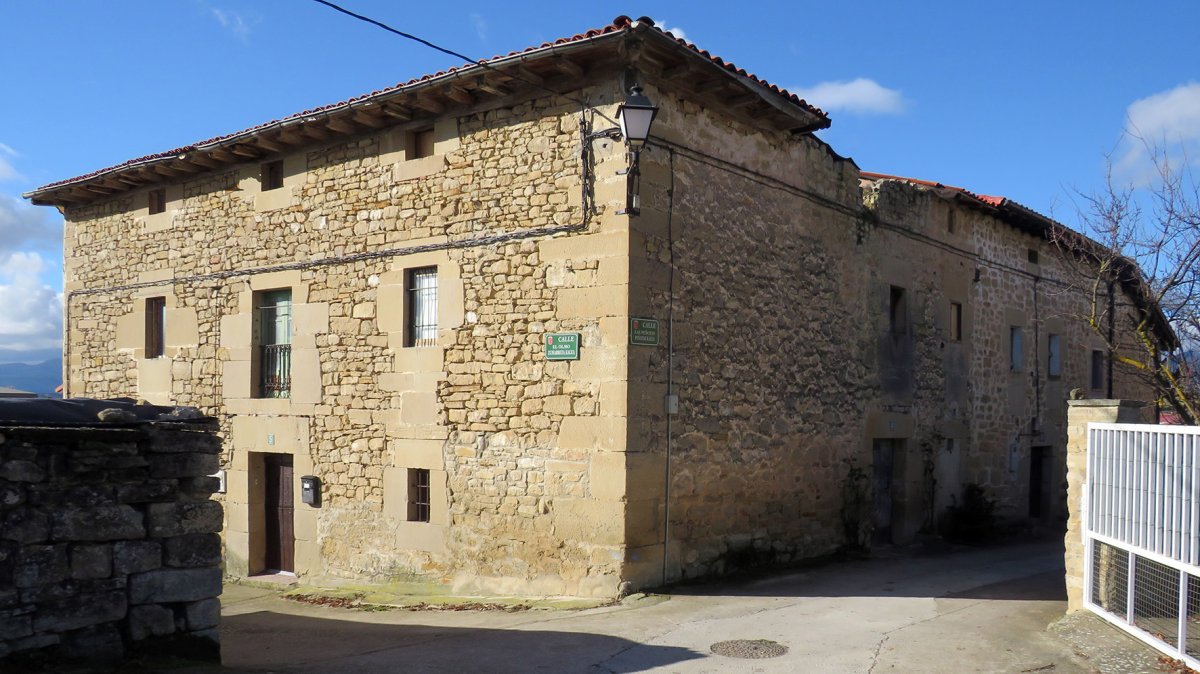 Etxea (Las Peñotas 2), Leziñana-Lantaron