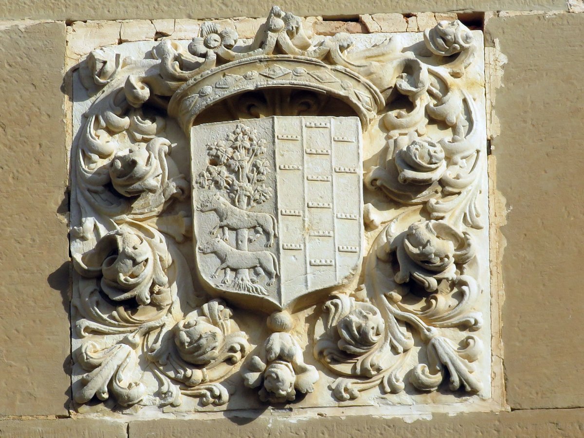 Materna Muñoz dorretxeko armarria, Villamaderne-Gaubea