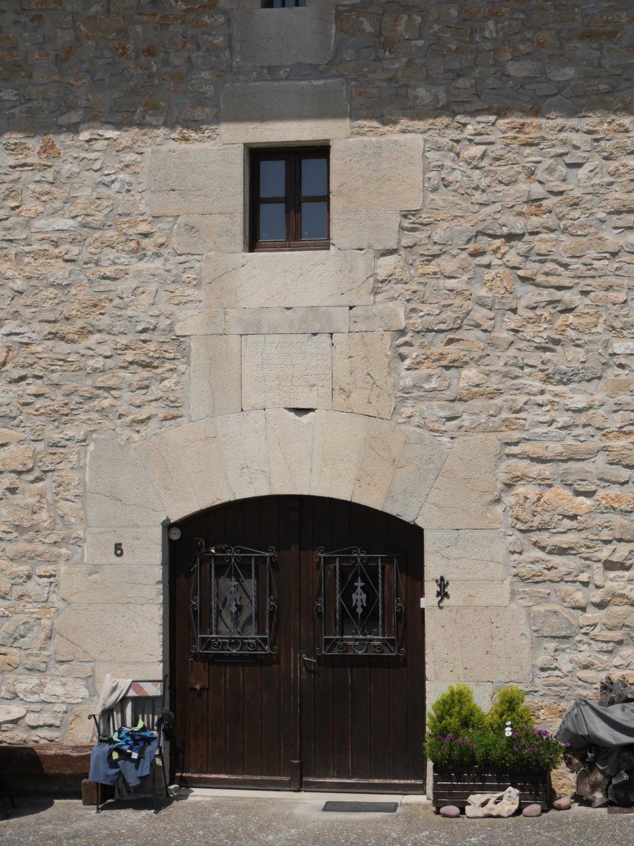 Leziaga etxea, Azantza