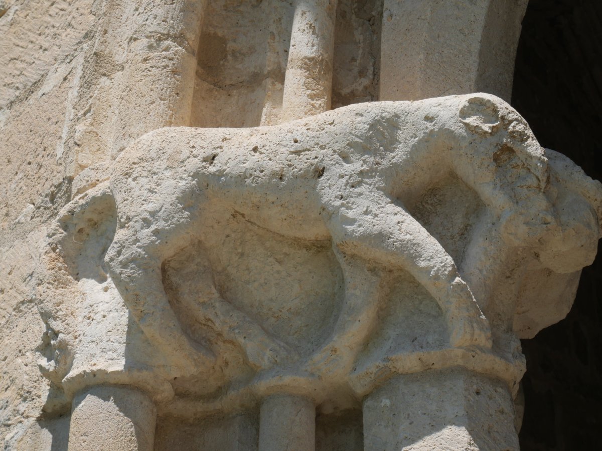 San Vicente eliza, Larunbe