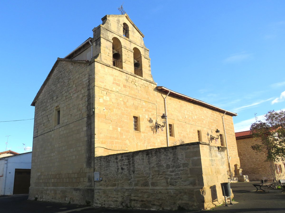 San Nikolas eliza, Larrazubi-Lantaron