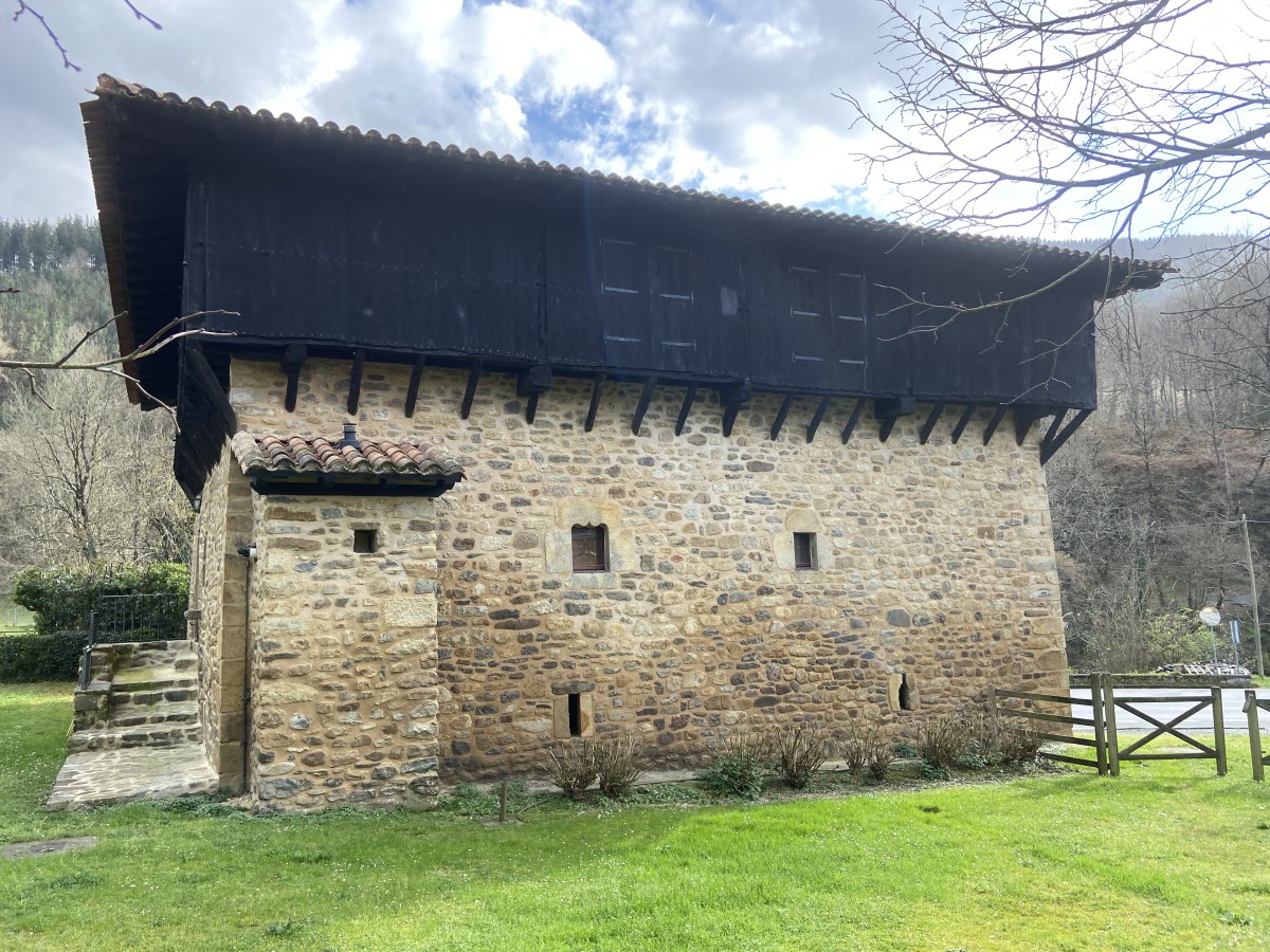 Aranguren Dorretxea. Orozko (Aranguren)