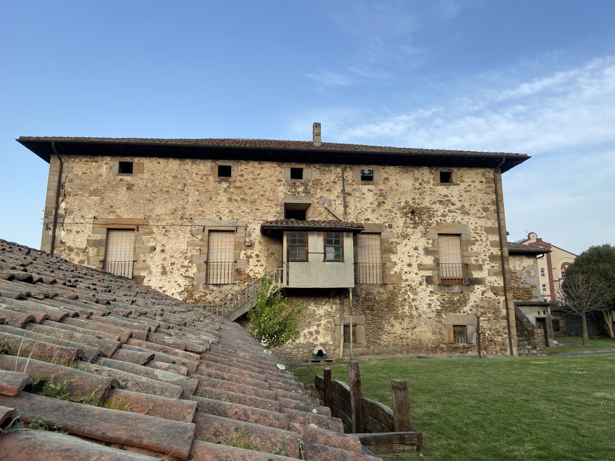 Katuxa Jauregia. Laudio (Gardea)