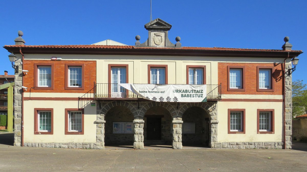 Udaletxea, Izarra-Urkabustaiz