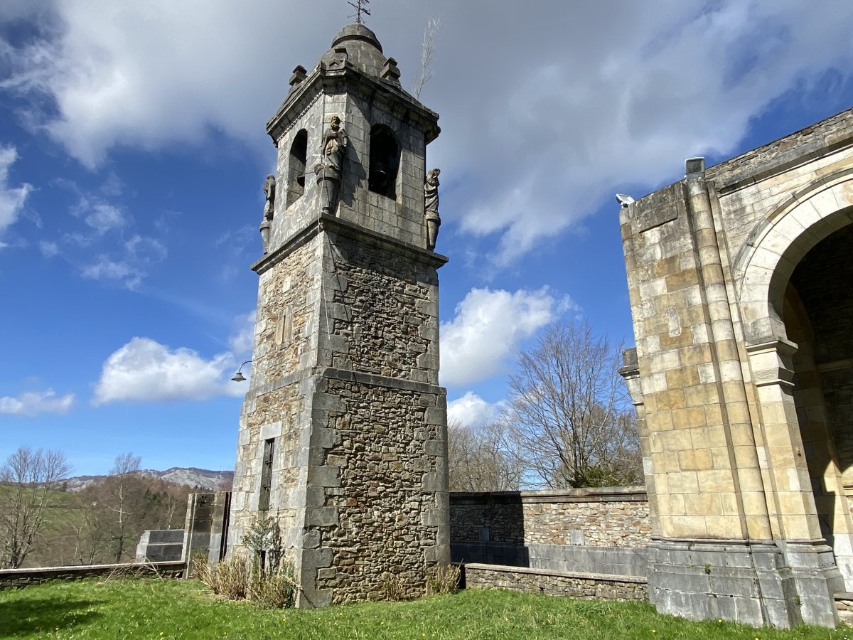 Urkiolako Santutegia. Abadiño (Urkiola)