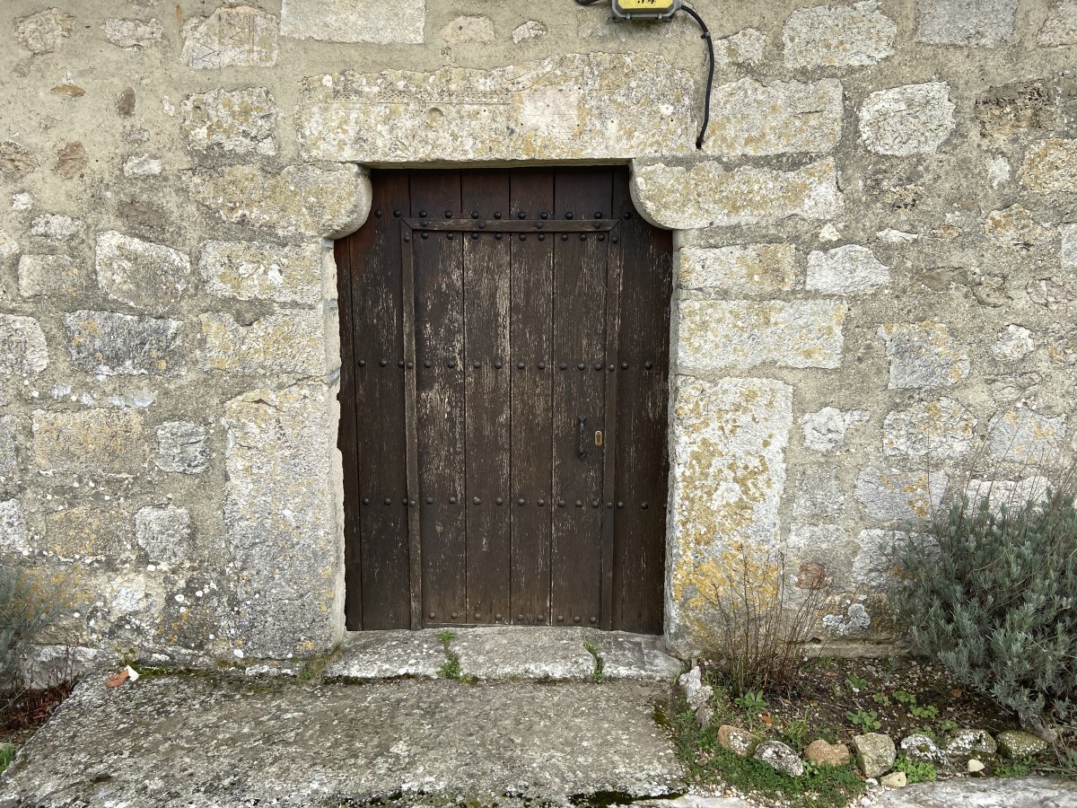 Elizmendiko Andra Maria Ermita. Agurain (Kontrasta)