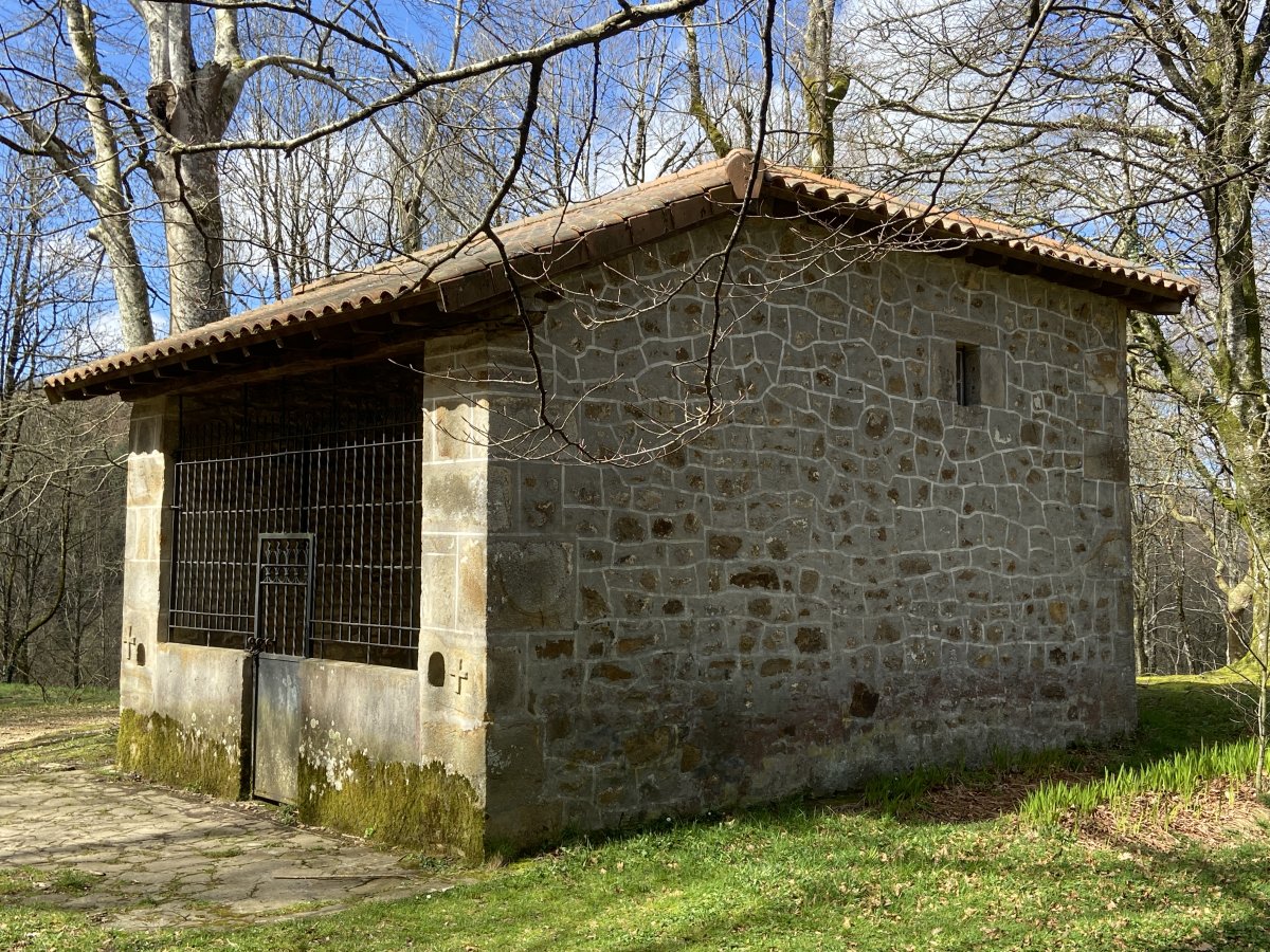 Santo Kristo Ermita. Abadiño (Urkiola)