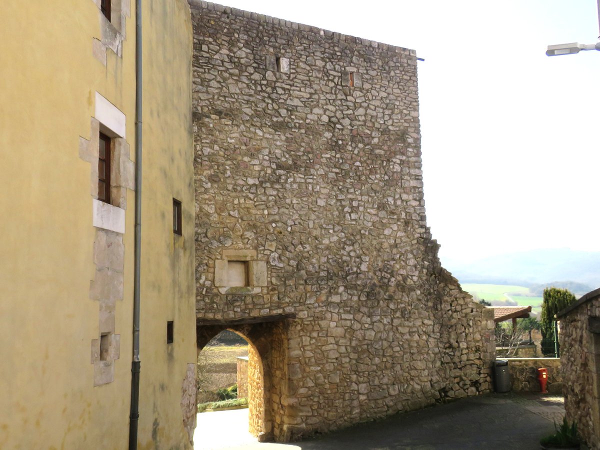 Hegoaldeko ataria, Urizaharra