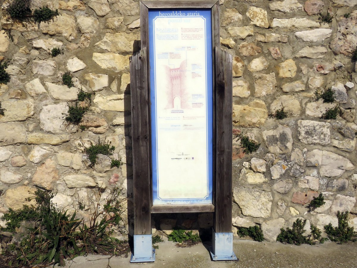 Hegoaldeko ataria, Urizaharra