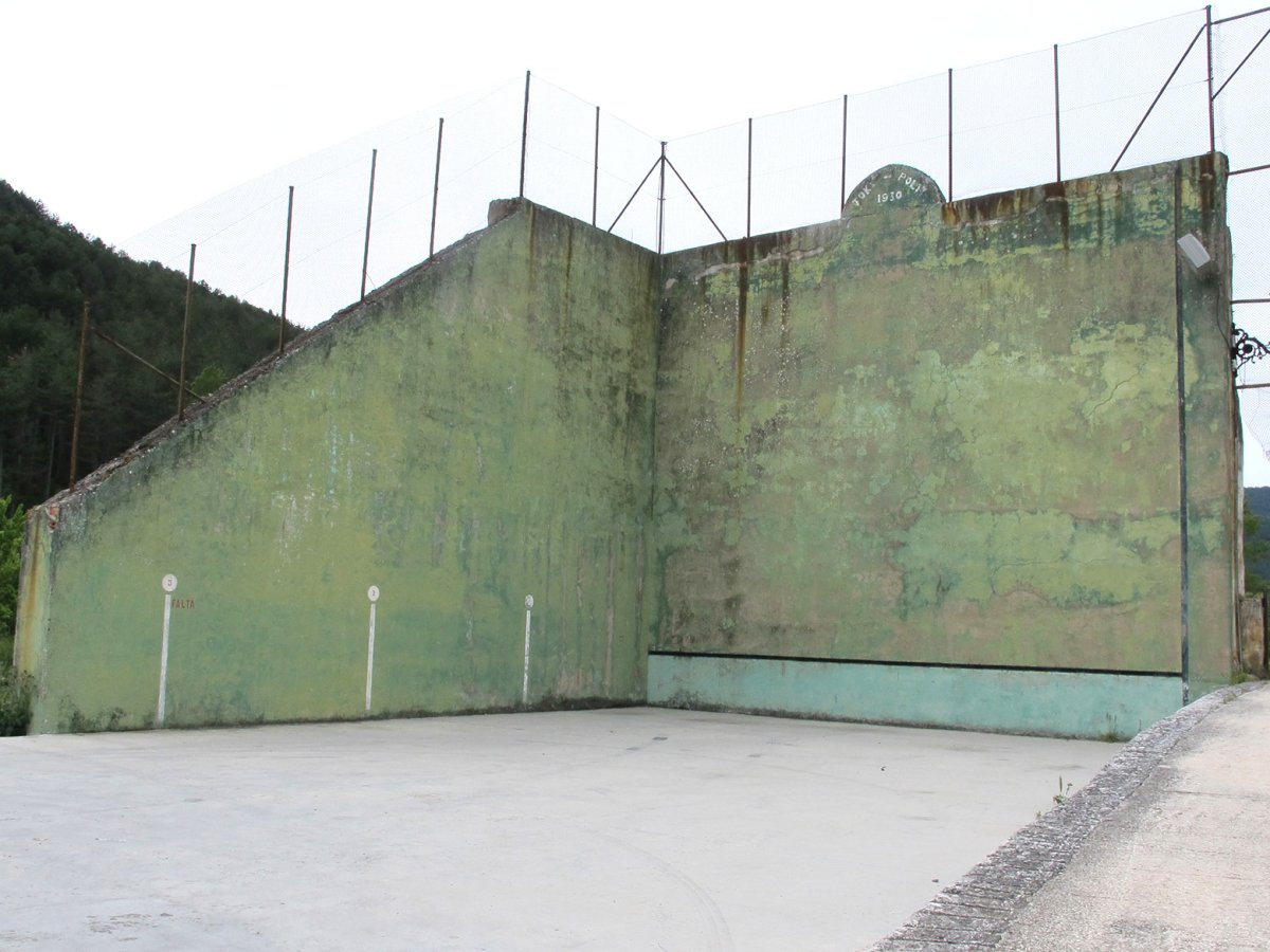 Toki Polit pilotalekua, Uritz-Artzibar