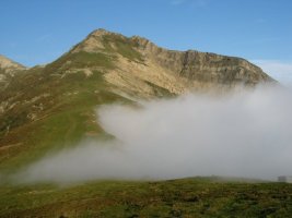 Zuberoa aldeko lainoari eutsi ezinik