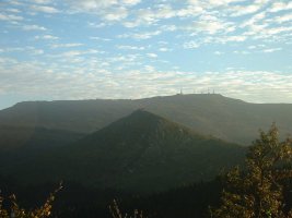 JANDOLAMENDI AURREAN, OIZ ATZEAN ARAKALDO MENDITIK