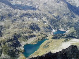 Cap deth Pòrt, Restanca eta Lac de Mar aintzirak tontorretik ikusita