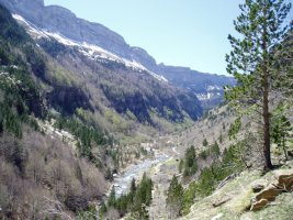 Ordesa bailara Gradas de Soaso inguruan