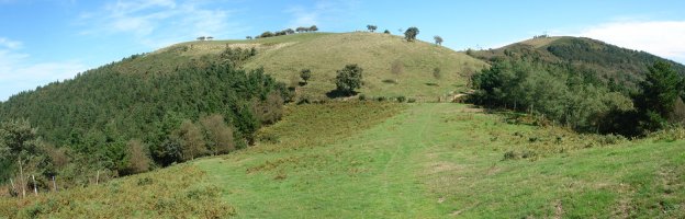 Peusgarate izeneko muinoa, Andatza eta Zarateaitz arteko bidean