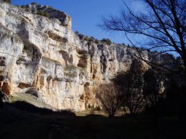 Arroilaren erdialdeko paisaia