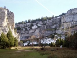 Arroilaren erdialdeko paisaia