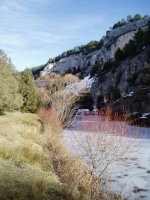 Arroilaren erdialdeko paisaia