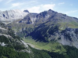 Tormosako erlaitzetik ikusita