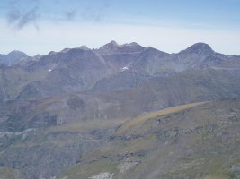 Hego-mendebaldetik ikusita, Astazou Handitik