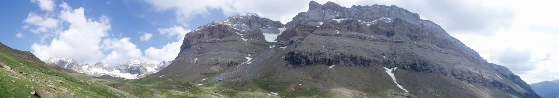 Ipar-mendebaldetik ikusita