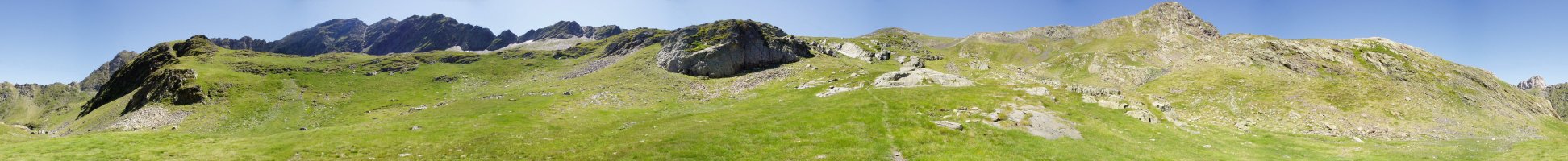 Louesqueko zirkuaren barruan 360ºtako ikuspegia