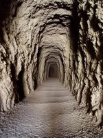 Trenbidearen tuneletako bat