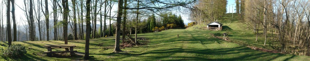 Otraitzeko borda eta mahaiak, Sorondo aldeko bidean