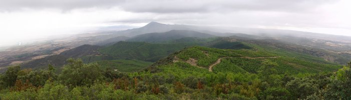 San Pedroko gailurretik ekialderanzko ikuspegia