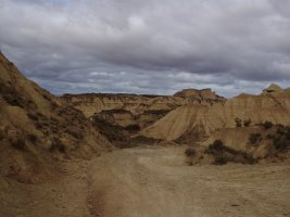 Angarillones-eko bidea eta Piskerra