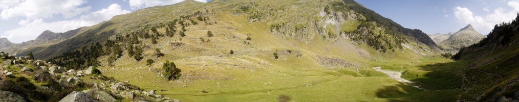 La Besurta eta Forau dels Aigualluts artean dagoen laugunea