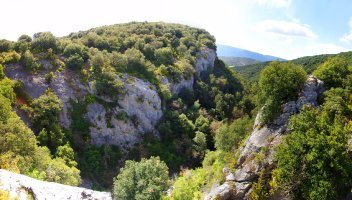 Peñaska eta Petrina arteko arroila