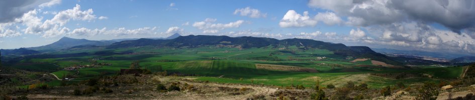 Arangurengo mendikatea iparraldetik