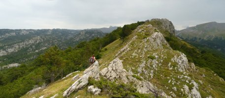 Lapazarrako gandorrean gora